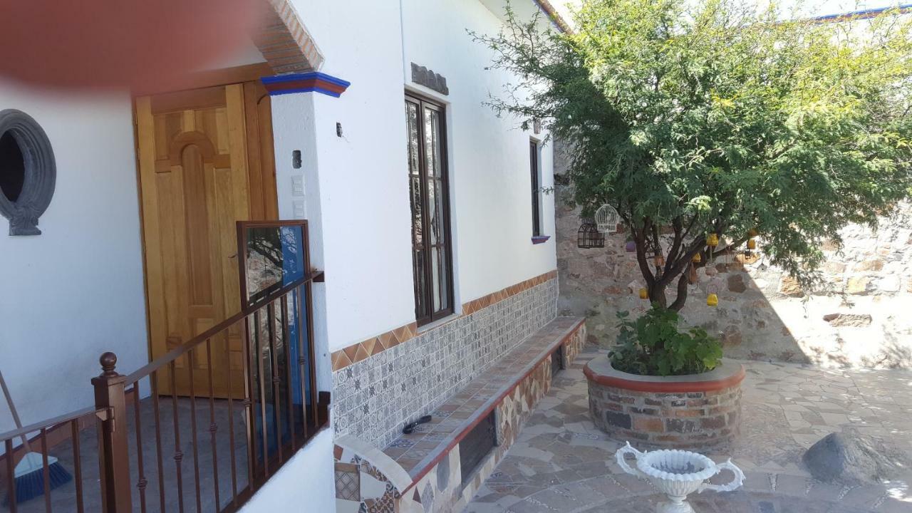 La Casona Azul Santa Rosa de Jauregui Exterior foto