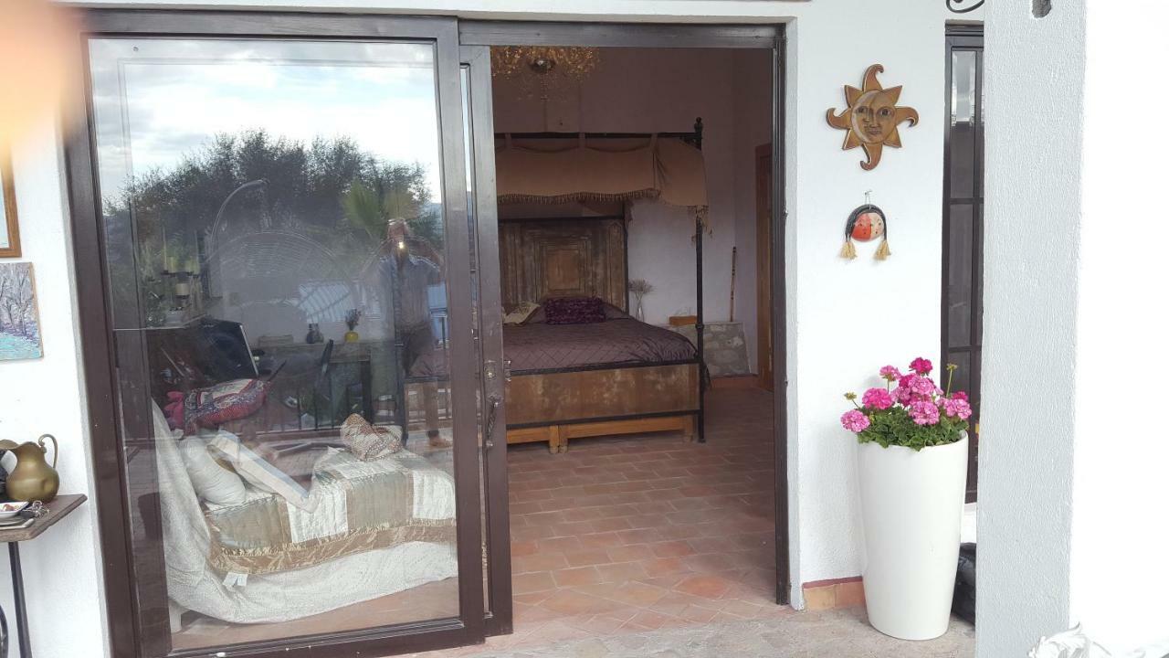 La Casona Azul Santa Rosa de Jauregui Exterior foto